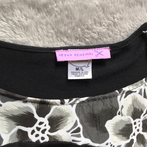 Urban Outfitters Floral Sleeved Dress/Tunic - Picture 3 of 4